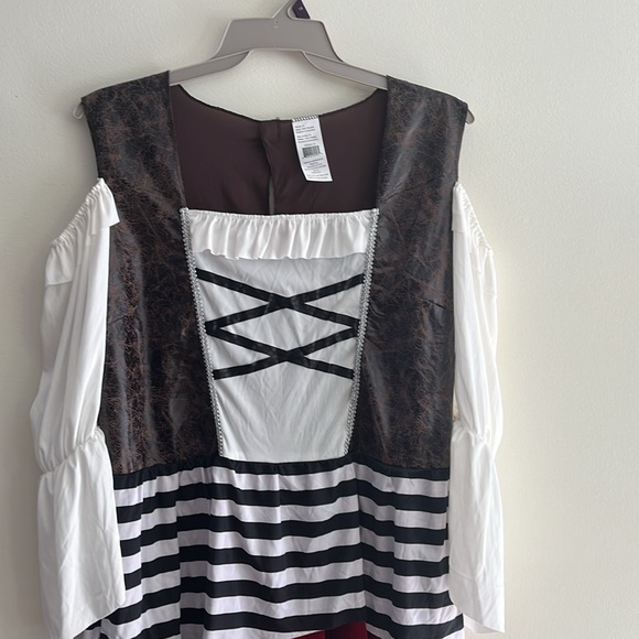 Pirate costume, Pirate Wench, Halloween costume, Ladies, Size XL - Picture 5 of 10